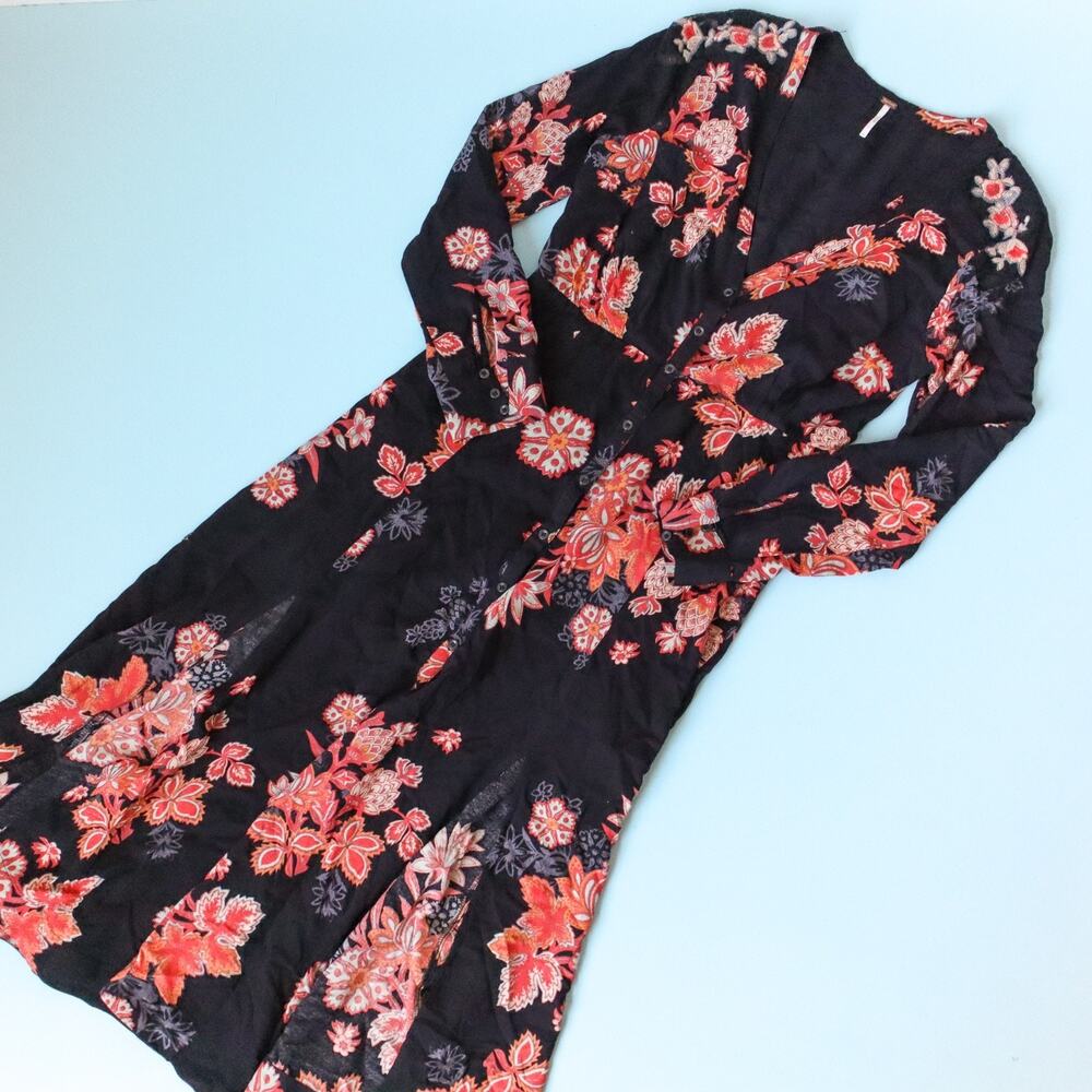 Free People Miranda Black Floral Midi Button Front Dress Size 6 Boho Embroidered - Picture 2 of 11
